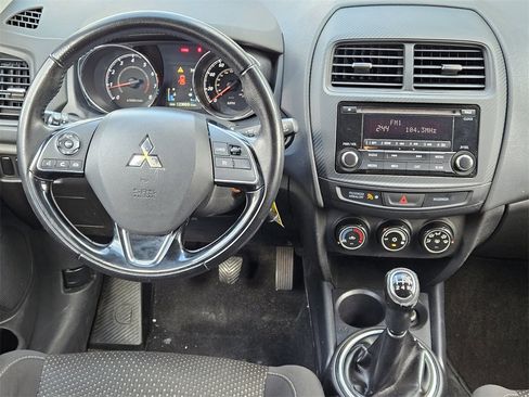 Used 2016 Mitsubishi Outlander Sport ES image 26
