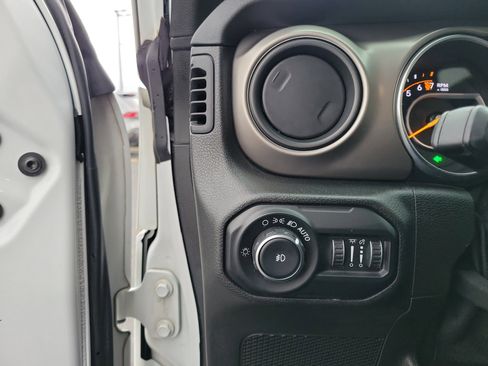 Used 2020 Jeep Wrangler Unlimited Sport AWD/4WD image 20