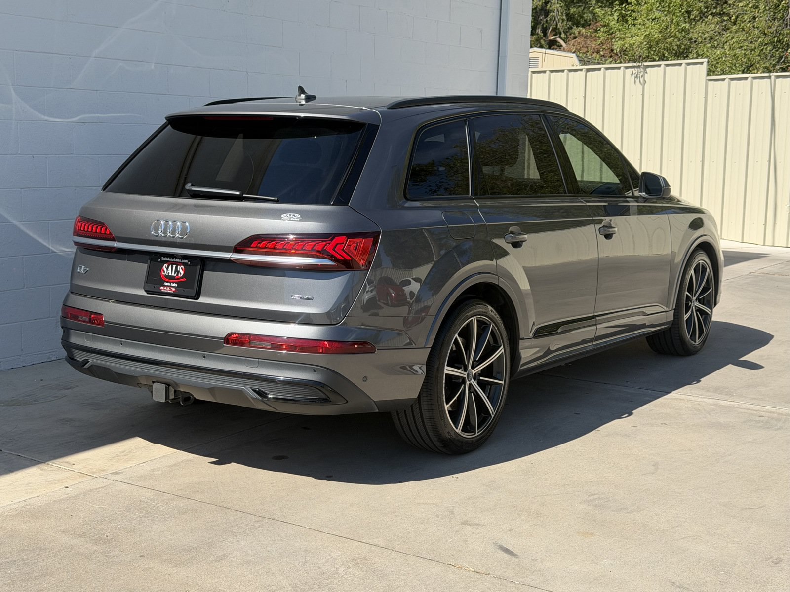 Used 2020 Audi Q7 3.0T Prestige AWD/4WD image 5