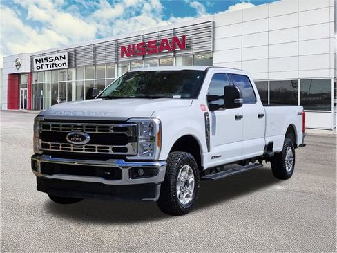 Used 2025 Ford F350 XLT image 8