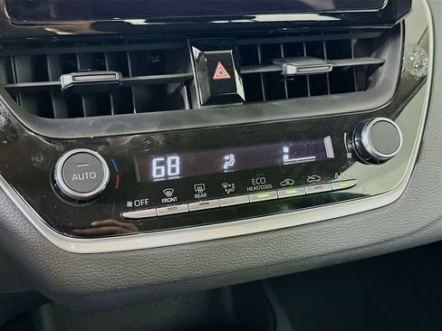 Used 2024 Toyota Corolla LE image 24