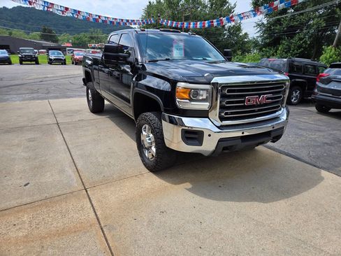 Used 2015 GMC Sierra 2500 SLE AWD/4WD image 1