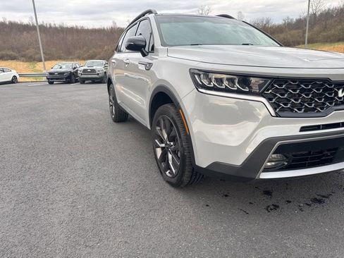 Certified 2022 Kia Sorento X-Line EX image 10