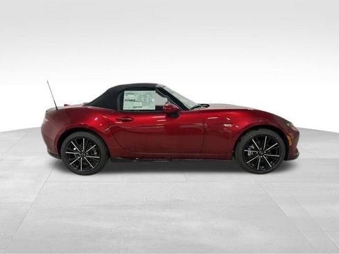 New 2026 MAZDA MX-5 Miata Grand Touring w/ Appearance Package RWD image 3