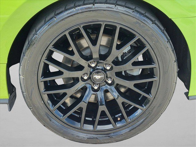 Used 2020 Ford Mustang GT Premium w/ Equipment Group 401A RWD image 23