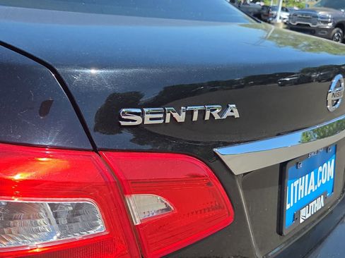 Used 2018 Nissan Sentra SV FWD image 15