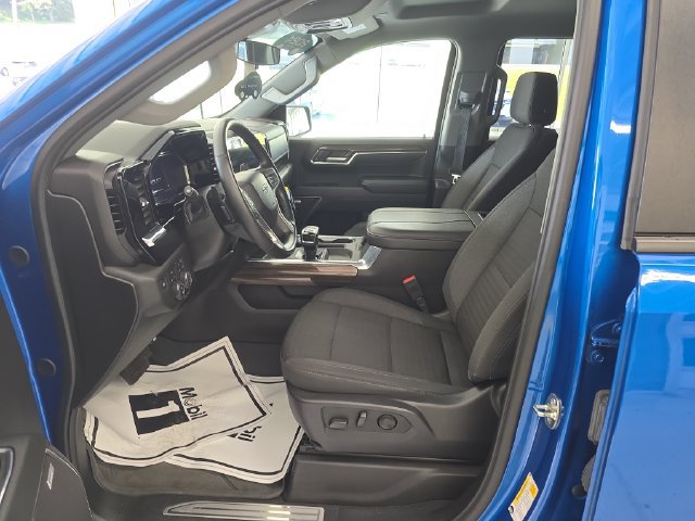Used 2024 Chevrolet Silverado 1500 RST w/ Convenience Package II AWD/4WD image 13