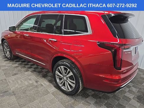 Used 2021 Cadillac XT6 Premium Luxury AWD/4WD image 9