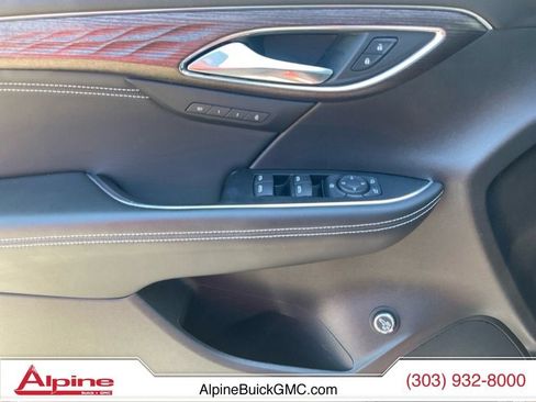 Used 2023 Buick Envision Avenir AWD/4WD image 19