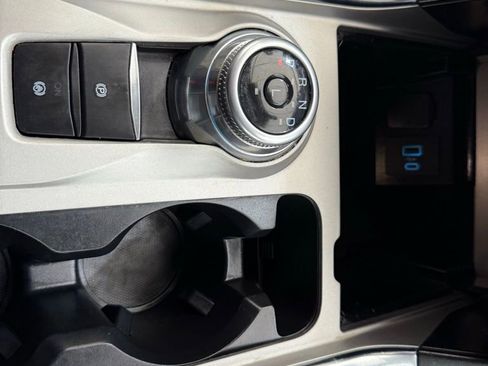 Used 2023 Ford Explorer XLT w/ Equipment Group 202A image 41