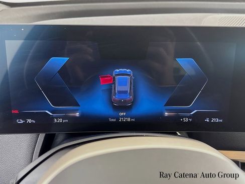 Used 2023 BMW iX xDrive50 w/ Sport Package AWD/4WD image 24