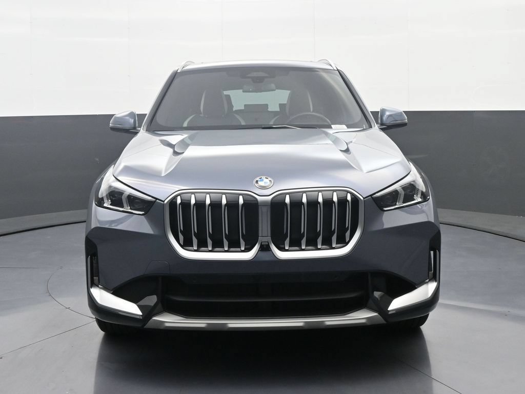 New 2026 BMW X1 xDrive28i w/ Technology Package AWD/4WD image 2