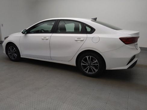 Used 2024 Kia Forte LXS image 3