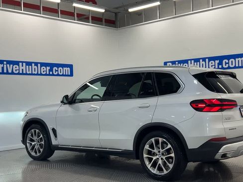 Used 2024 BMW X5 xDrive40i w/ Premium Package AWD/4WD image 6