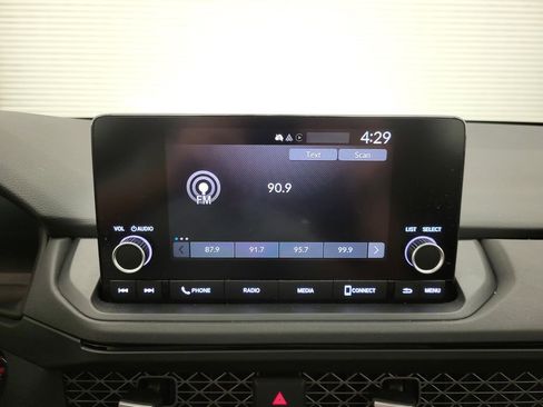 Used 2024 Honda Accord EX image 7