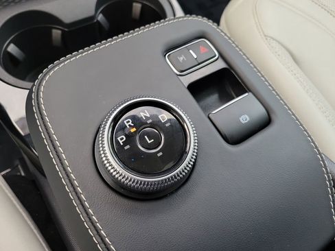 Used 2023 Ford Mustang Mach-E Premium image 31