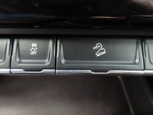 Used 2025 GMC Sierra 2500 AT4 w/ AT4 Premium Plus Package image 71