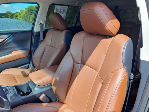 Used 2021 Subaru Outback Touring XT image 10