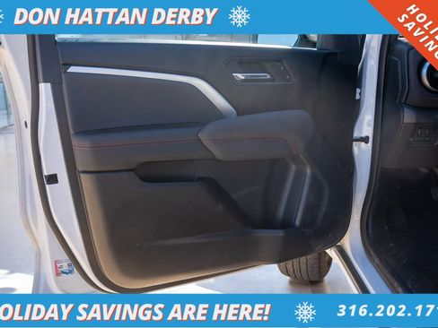 Used 2023 Chevrolet Colorado Z71 w/ Advanced Trailering Package image 13