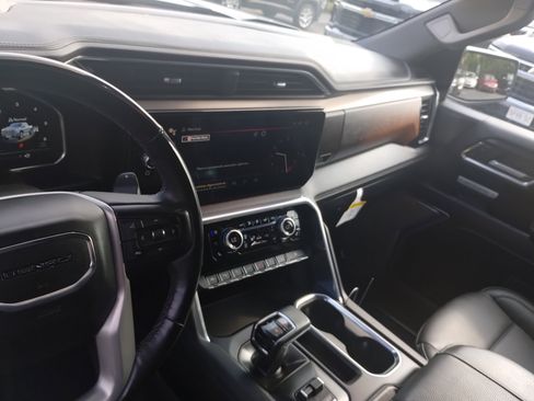 Used 2024 GMC Sierra 1500 Denali w/ Denali Reserve Package image 12