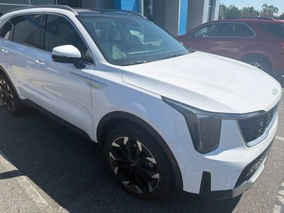 Used 2025 Kia Sorento EX w/ Panoramic Sunroof Package