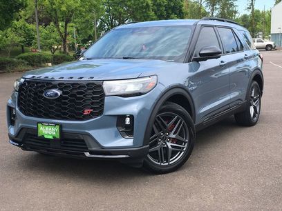 Used 2025 Ford Explorer ST