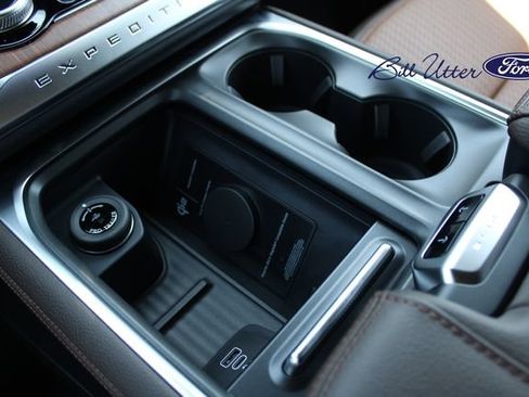 New 2027 Ford Expedition King Ranch RWD image 14