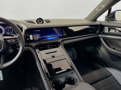 New 2026 Porsche Panamera Turbo S image 19