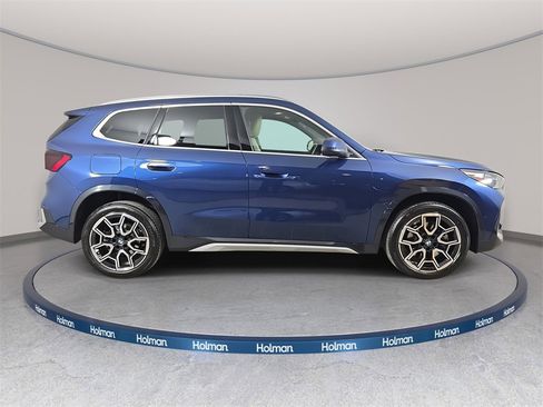 Used 2025 BMW X1 xDrive28i w/ Technology Package image 5