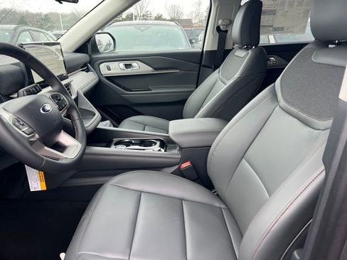 New 2026 Ford Explorer Active w/ Active Comfort Package image 13