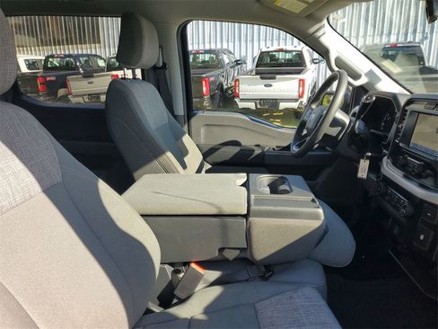Used 2023 Ford F150 XLT image 33