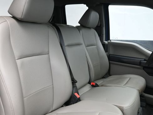 Certified 2022 Ford F250 XL w/ STX Appearance Package AWD/4WD image 15