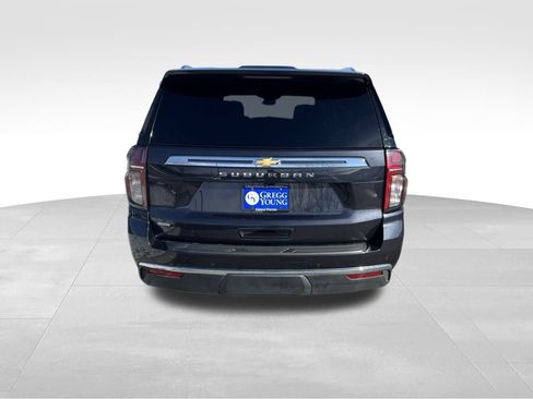 Used 2023 Chevrolet Suburban LS image 5