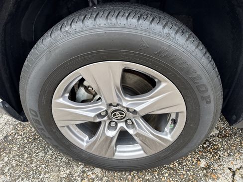Used 2024 Toyota RAV4 XLE FWD image 10