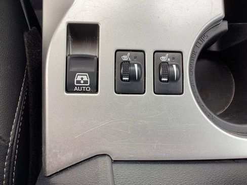 Used 2024 Toyota 4Runner SR5 Premium image 20