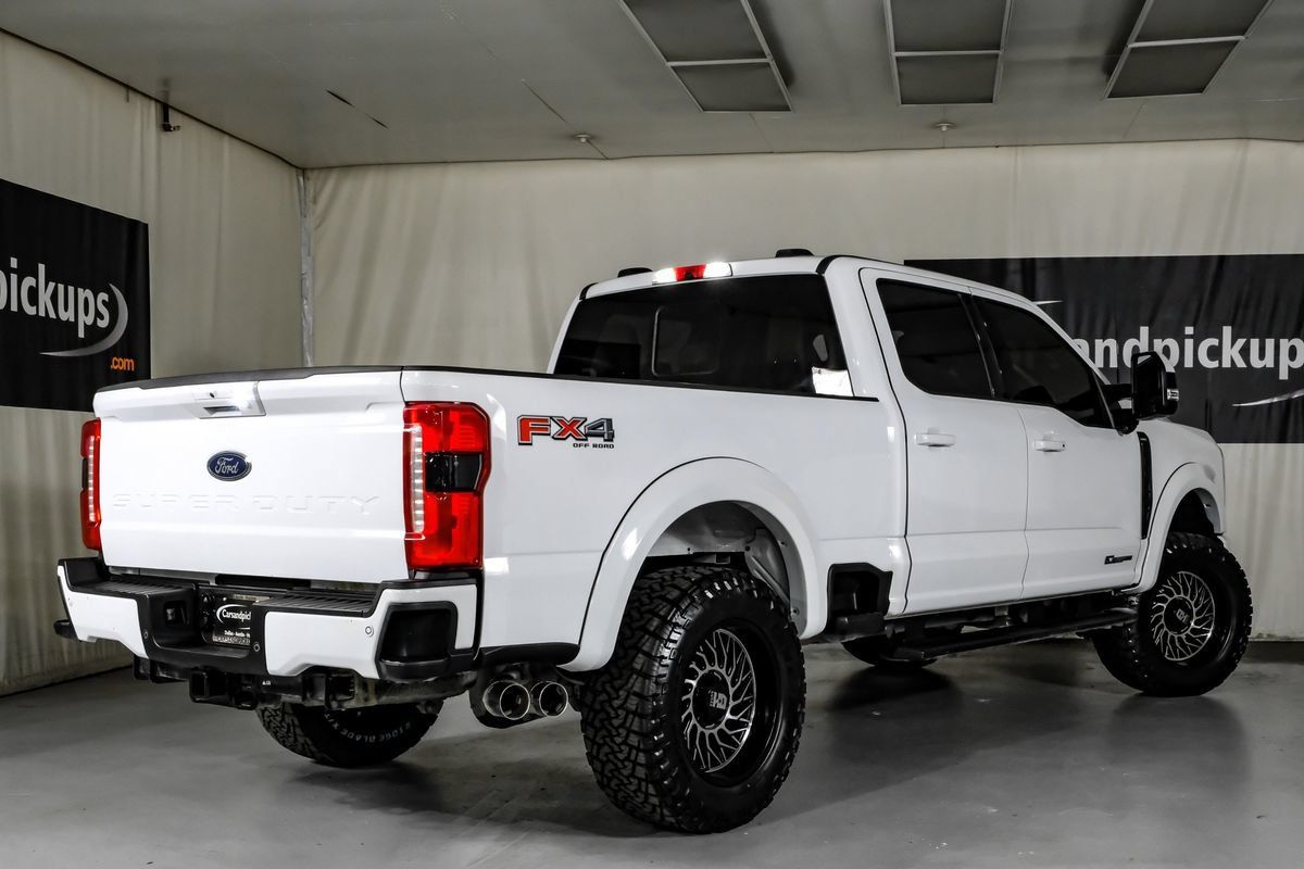 Used 2024 Ford F250 Lariat w/ Sport Appearance Package AWD/4WD image 9