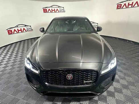 Used 2022 Jaguar XF R-Dynamic SE image 13