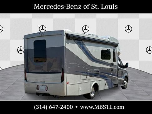 Used 2020 Mercedes-Benz Sprinter 3500 image 3