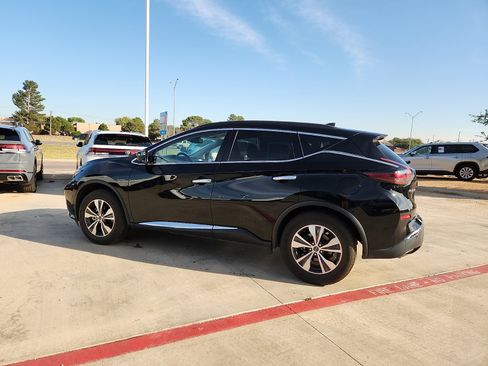 Used 2023 Nissan Murano SV FWD image 4