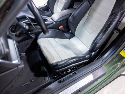 Used 2021 Porsche 911 Turbo S image 38