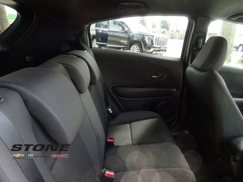 Used 2021 Honda HR-V Sport image 22