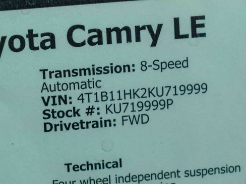 Used 2019 Toyota Camry LE FWD image 28