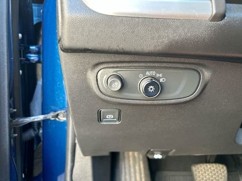 Used 2022 GMC Terrain SLE w/ Driver Convenience Package AWD/4WD image 21