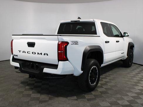 Used 2024 Toyota Tacoma TRD Off-Road image 38
