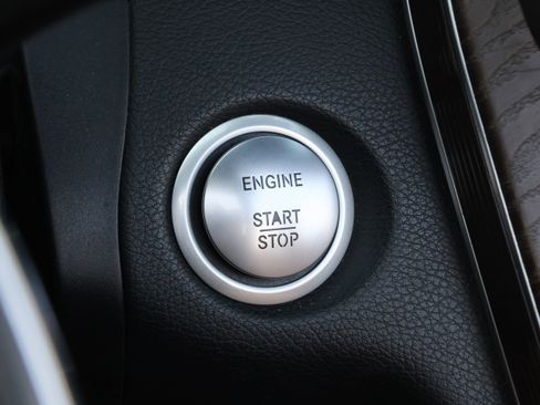 Used 2017 Mercedes-Benz C 300 Cabriolet image 27