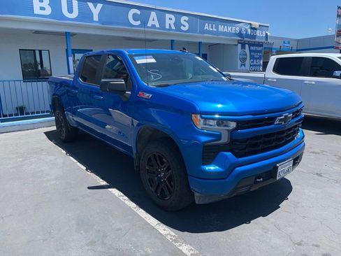 Used 2024 Chevrolet Silverado 1500 RST w/ Convenience Package II AWD/4WD image 4