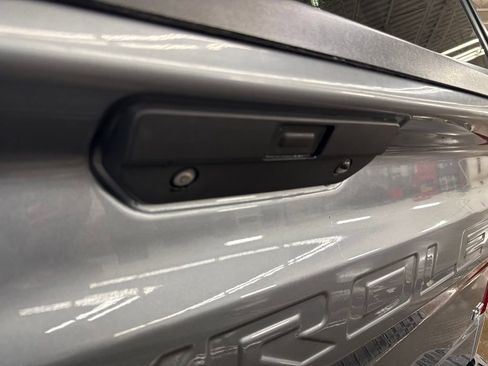 Used 2019 Chevrolet Silverado 1500 LT w/ All-Star Edition AWD/4WD image 14