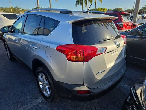 Used 2014 Toyota RAV4 XLE image 4