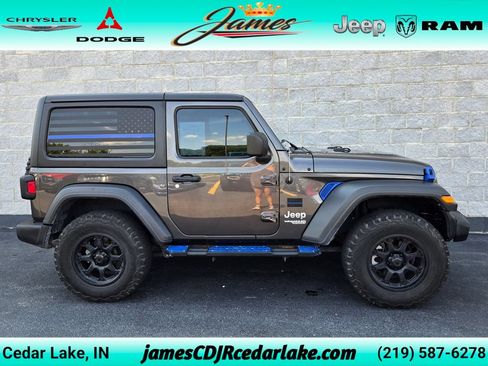 Used 2019 Jeep Wrangler Sport AWD/4WD image 6