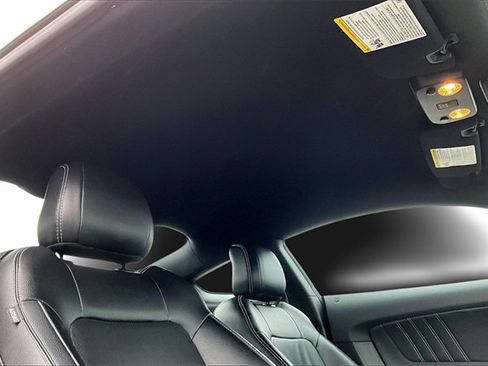 Used 2022 Ford Mustang Premium image 17